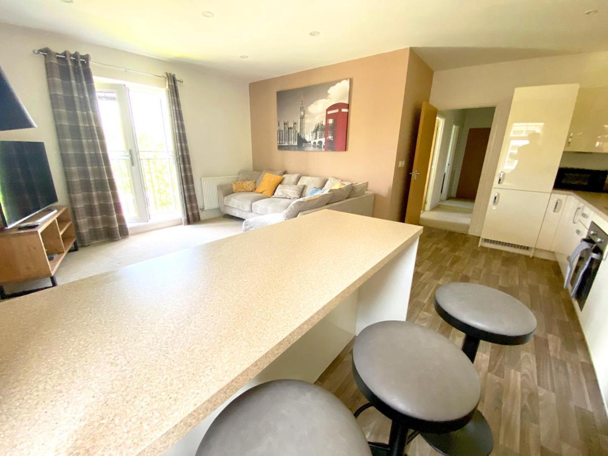 Crowd Luxury Apartment *